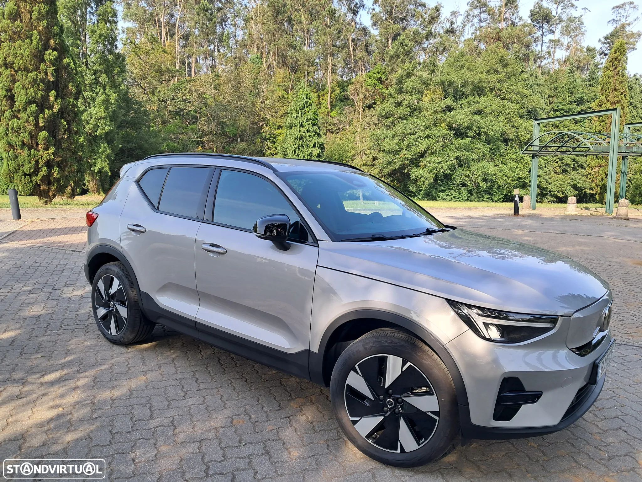 Volvo XC 40 Recharge Core - 1