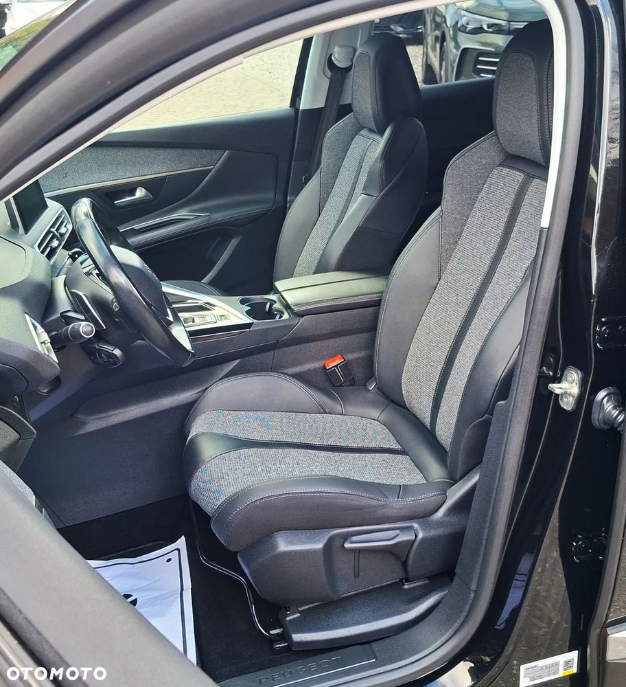 Peugeot 3008 BlueHDi 130 Stop & Start EAT8 Allure Pack - 19