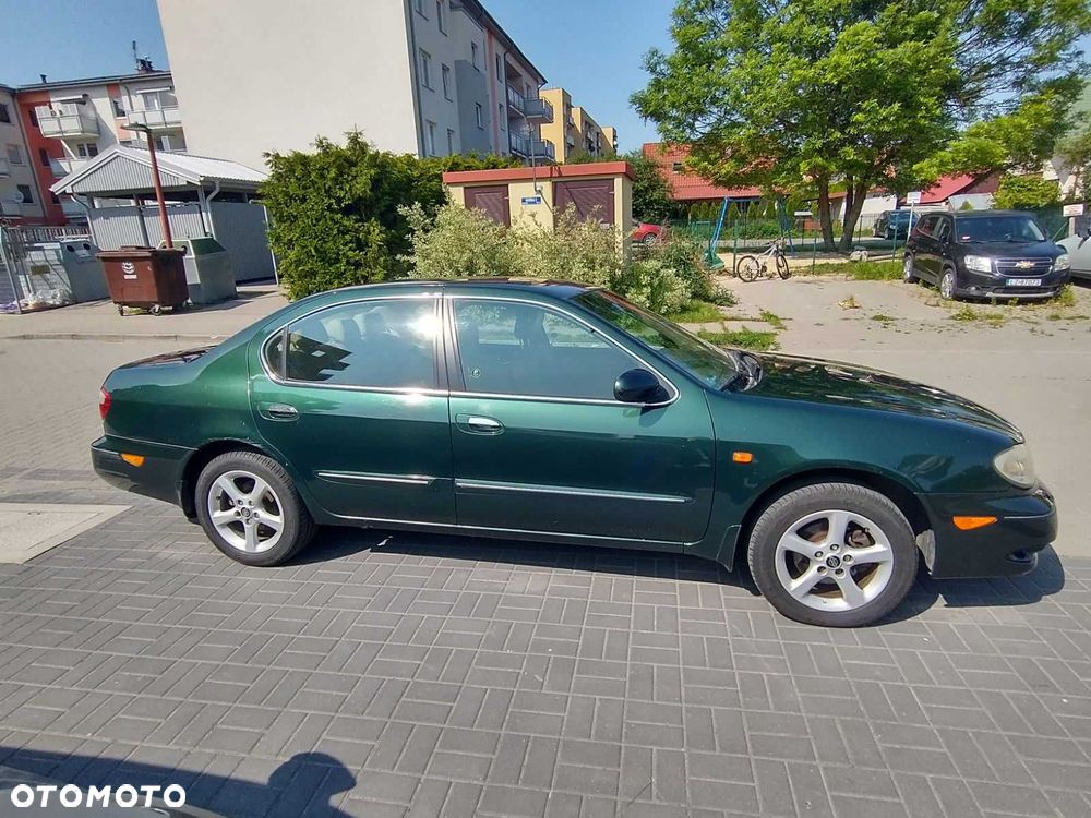 Nissan Maxima - 3