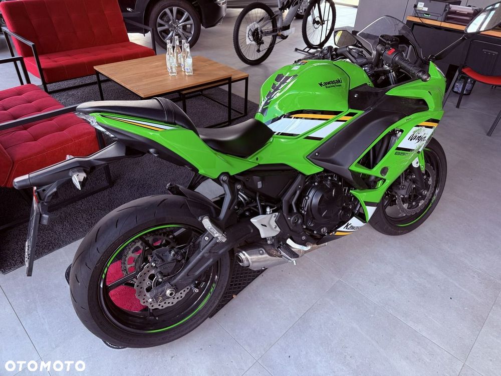 Kawasaki Ninja - 4