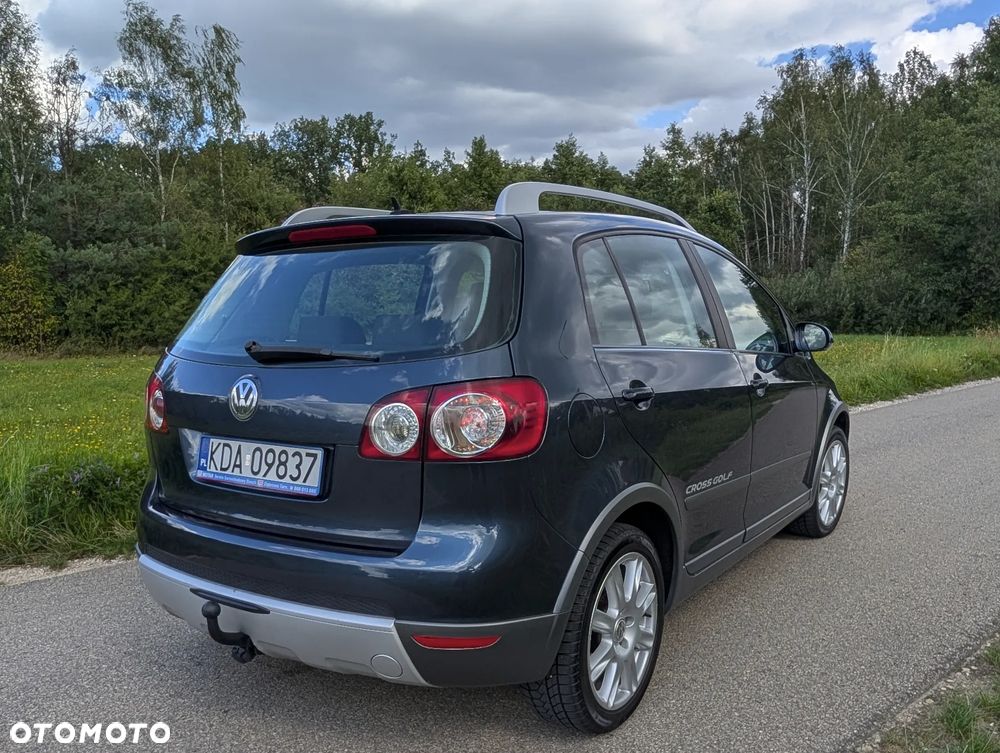 Volkswagen Golf Plus - 10