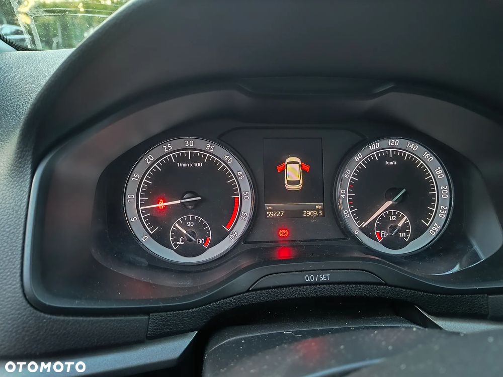 Skoda Karoq 1.6 TDI 4x2 Ambition - 5