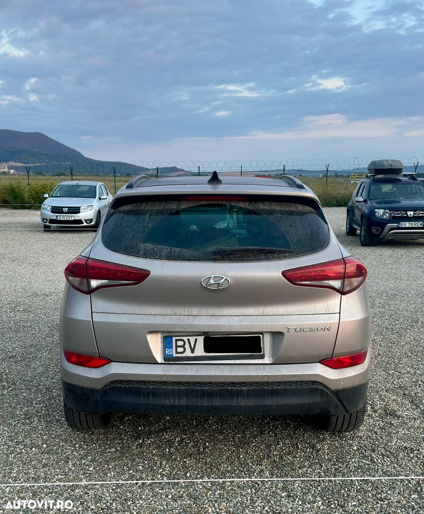 Hyundai Tucson - 4