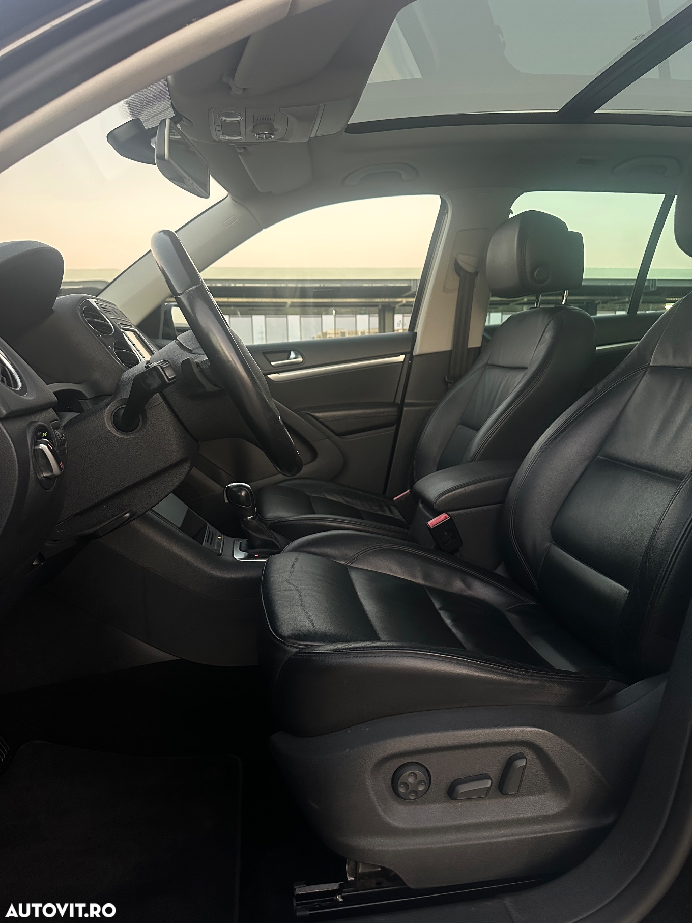 Volkswagen Tiguan 2.0 TDI DPF 4Motion BlueMotion Technology DSG Exclusive - 7
