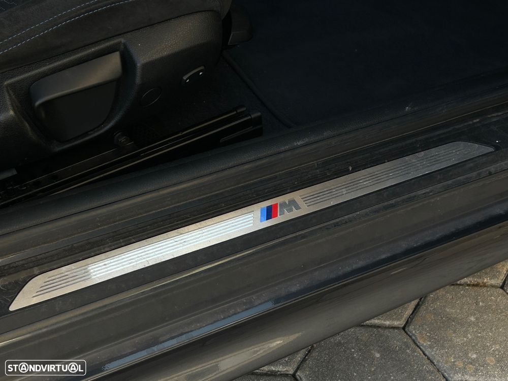 BMW 118 d Pack M - 27