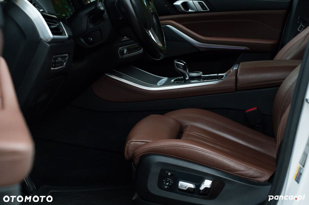 BMW X5 xDrive45e - 36