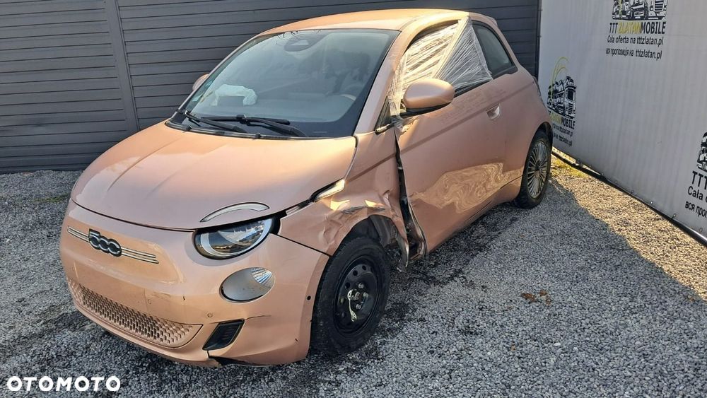 Fiat 500e - 17