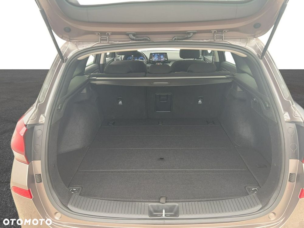 Hyundai i30 - 11