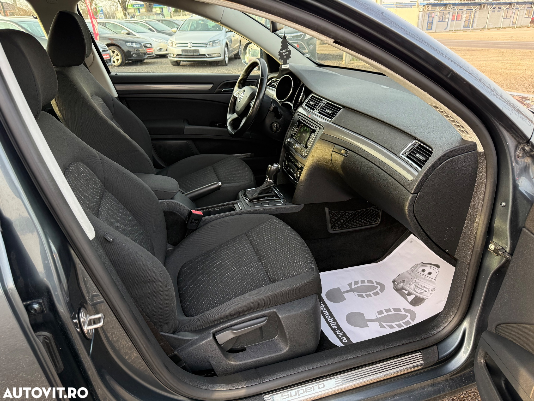 Skoda Superb 2.0 TDI DSG Exclusive - 13
