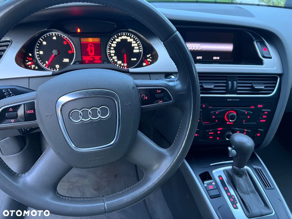 Audi A4 Avant 2.0 TDI DPF multitronic S line Sportpaket (plus) - 35