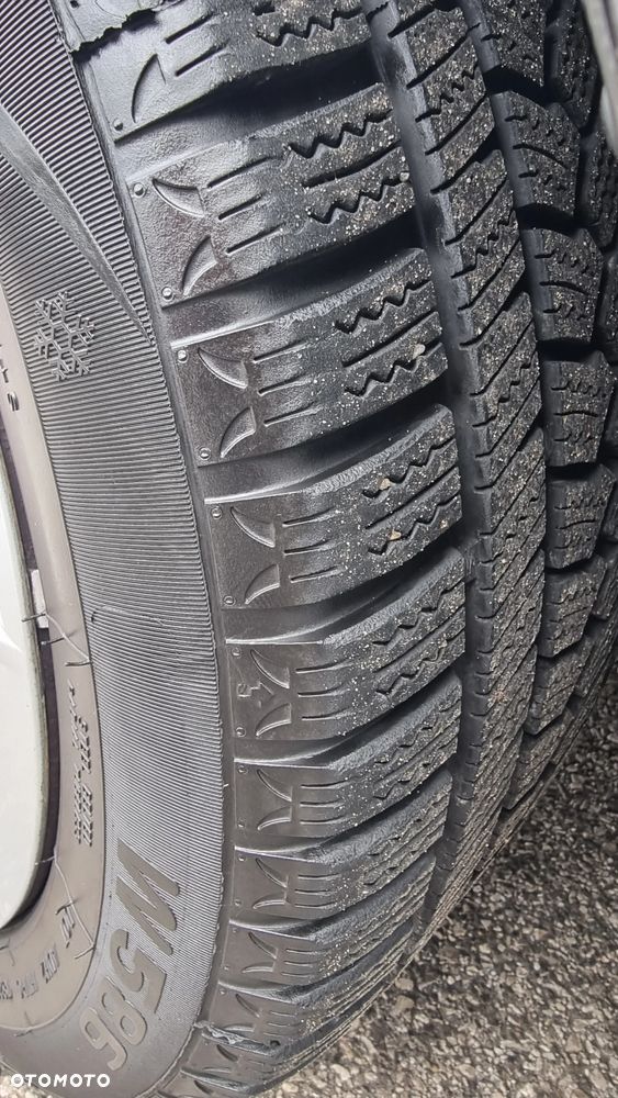 BMW Seria 1 118d - 37