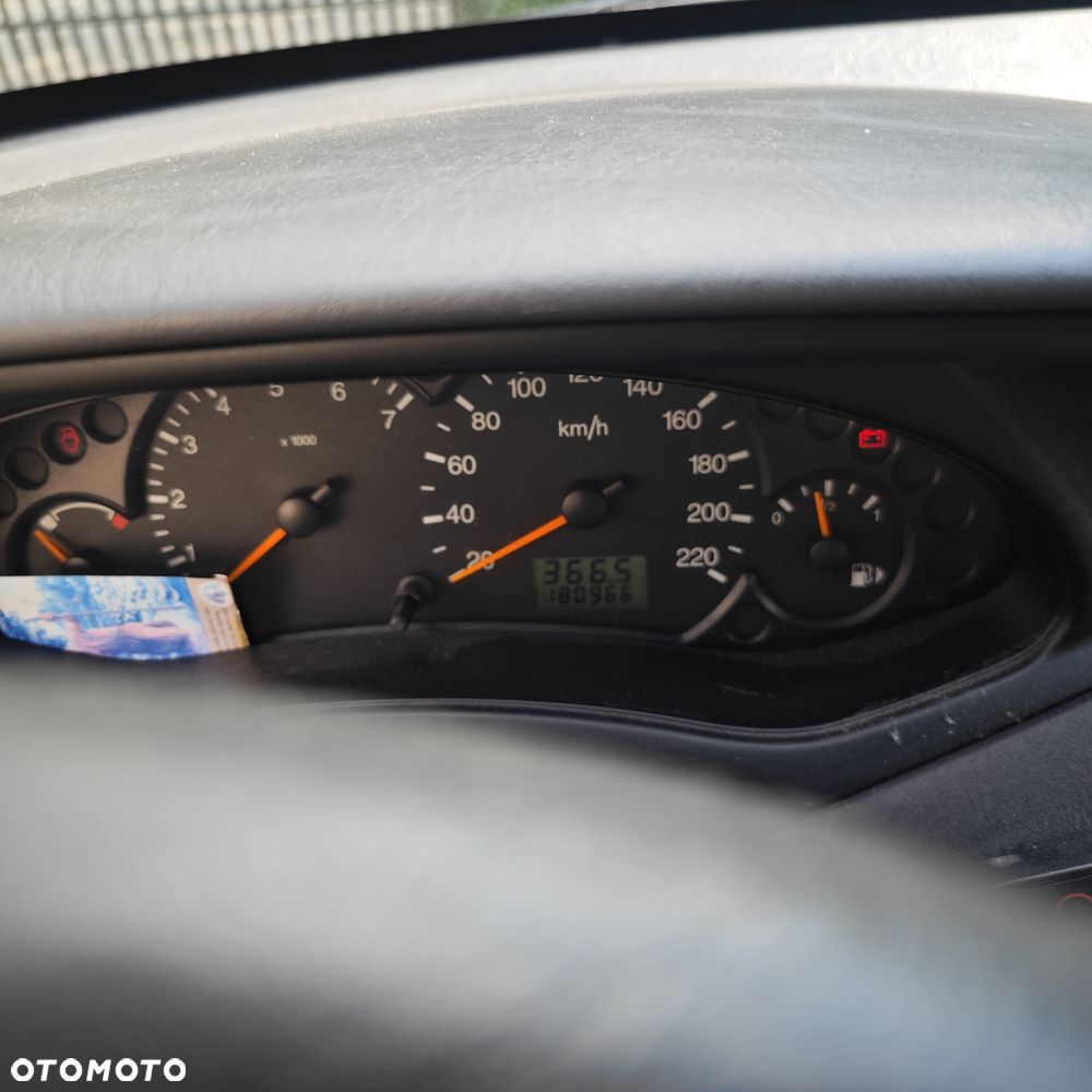 Ford Focus 1.6 FX Silver - 5