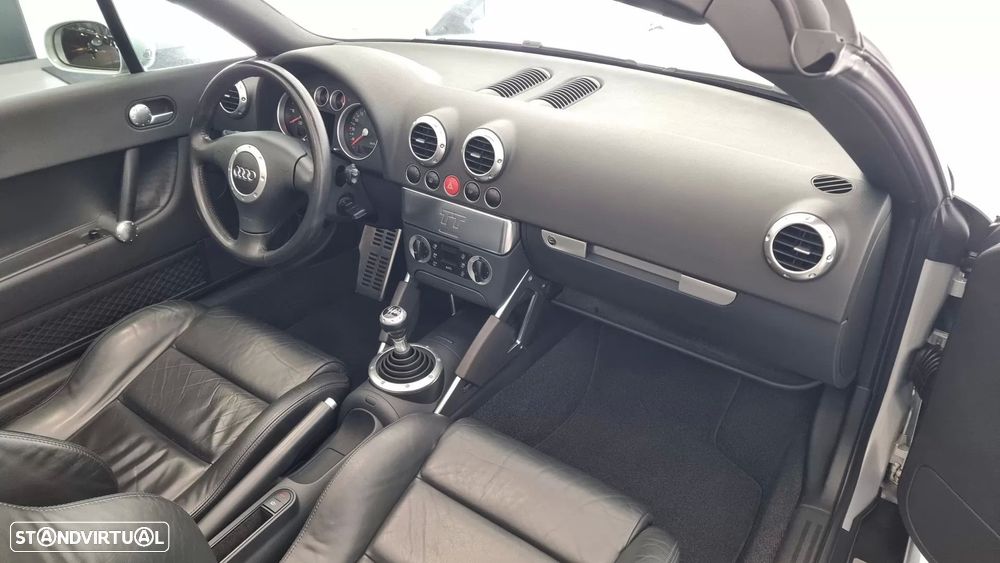 Audi TT Roadster 1.8 T - 19