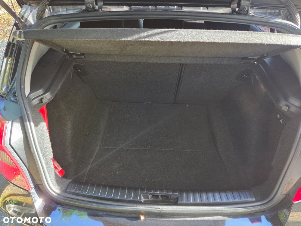 BMW Seria 1 118i - 12