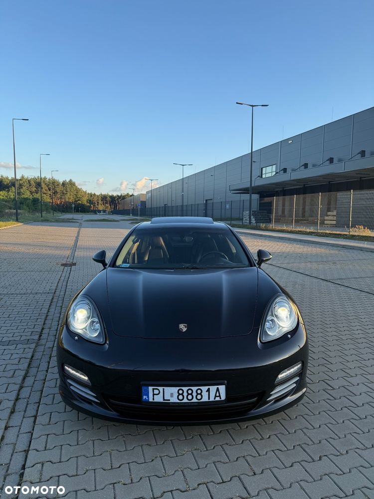 Porsche Panamera 4S - 2
