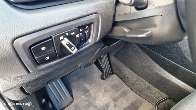BMW 216 Active Tourer d Advantage Auto - 14