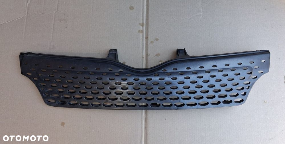 Atrapa TOYOTA YARIS VERSO 53111-52050 OE - 1
