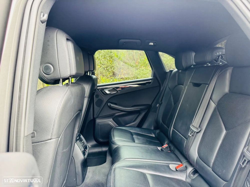 Porsche Macan S - 47