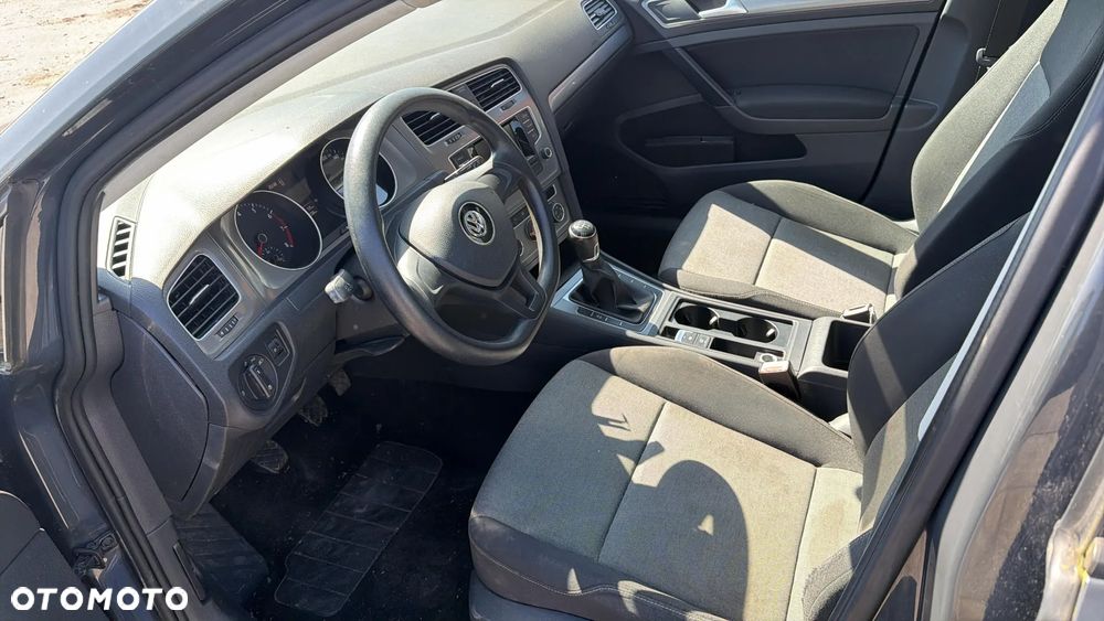 Volkswagen Golf 1.2 TSI BMT Trendline Perfectline - 16