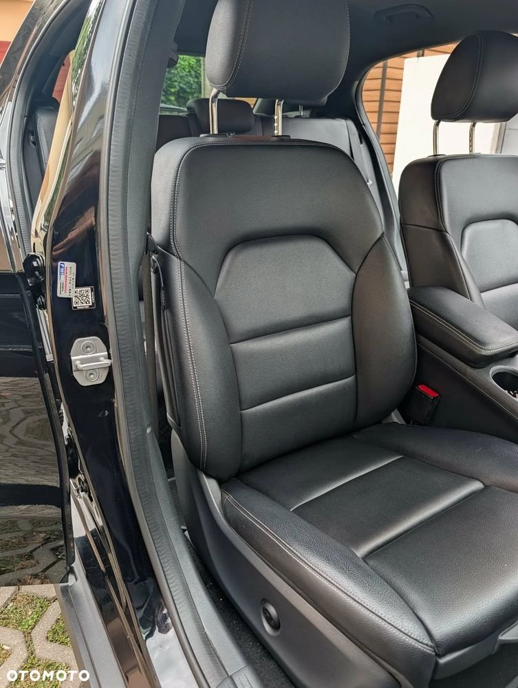 Mercedes-Benz GLA 250 7G-DCT UrbanStyle Edition - 21