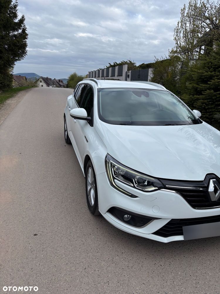Renault Megane 1.5 Blue dCi Intens - 6