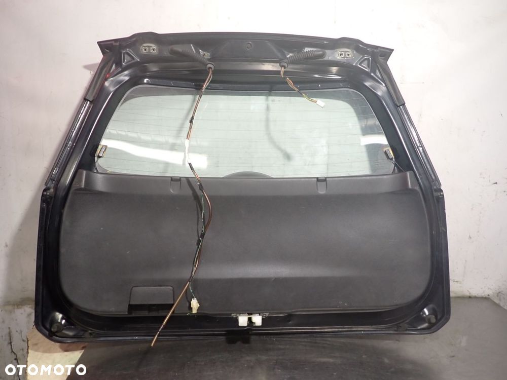 KLAPA TYŁ BAGAŻNIKA SUZUKI SPLASH 1.0 - 11