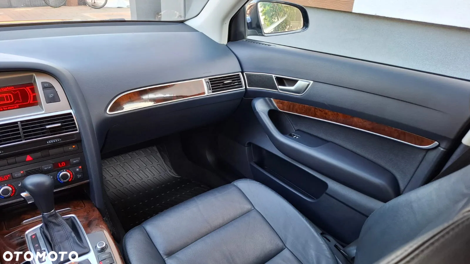 Audi A6 2.4 Multitronic - 13