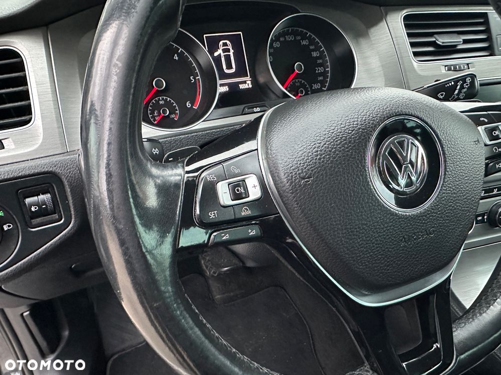 Volkswagen Golf 1.6 BlueTDI DSG Comfortline - 19