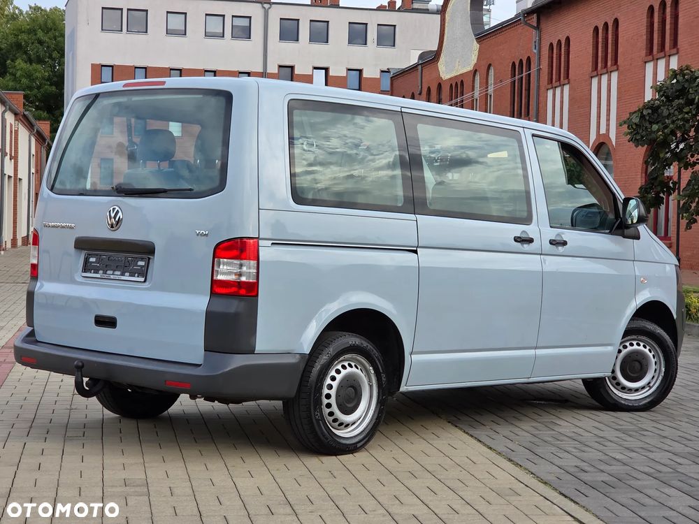 Volkswagen Transporter - 3