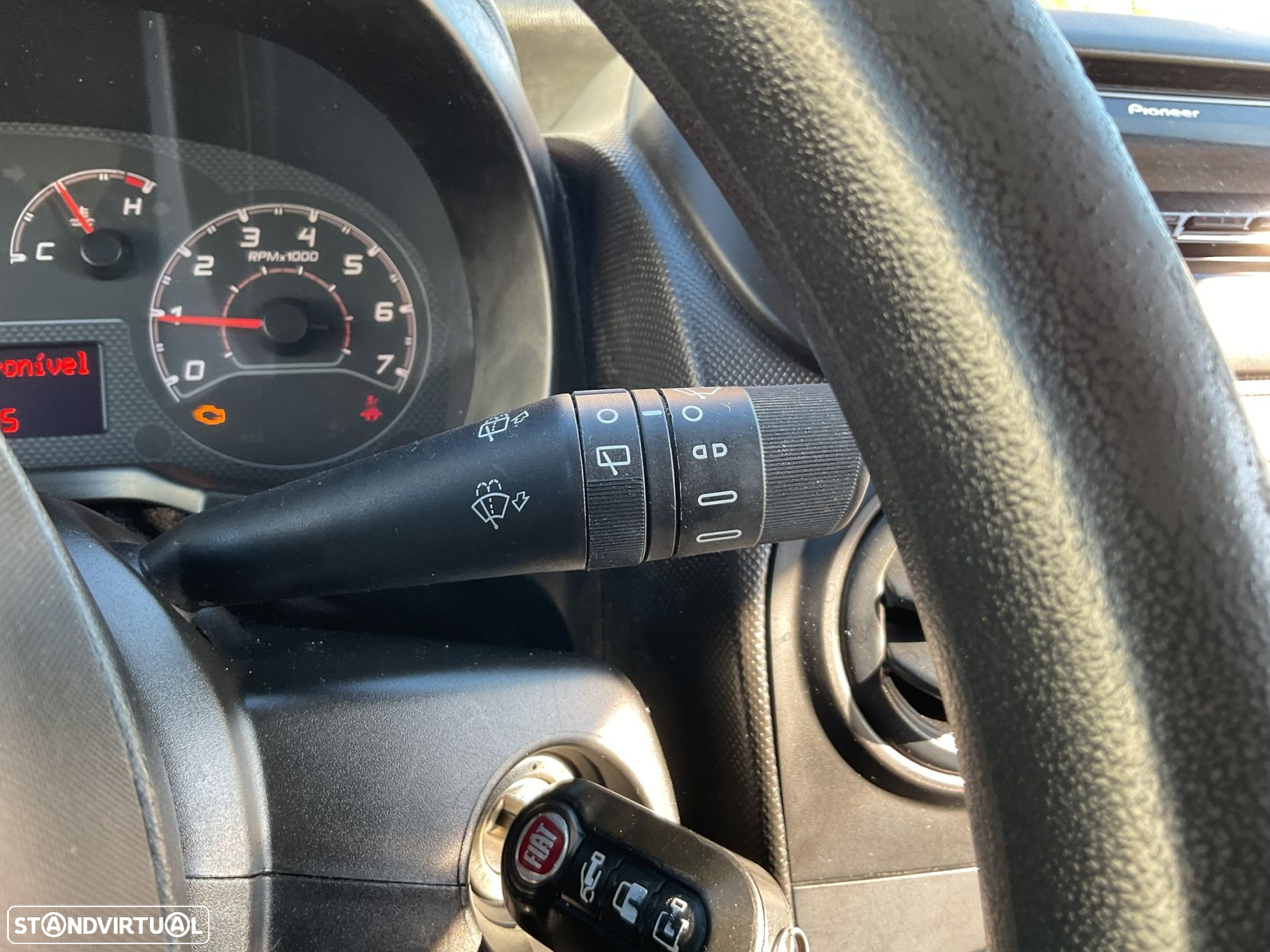 Fiat Fiorino 1.3 M-jet Adventure com 1GD - 33