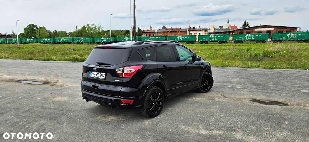Ford Kuga 1.5 EcoBoost 2x4 ST-Line - 8