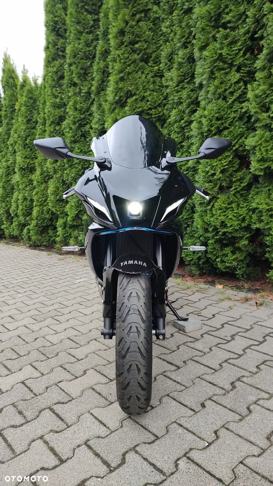 Yamaha R7 - 7