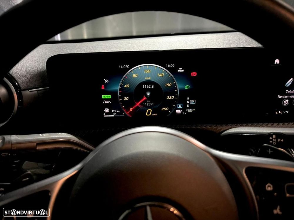 Mercedes-Benz A 250 Limousine - 35