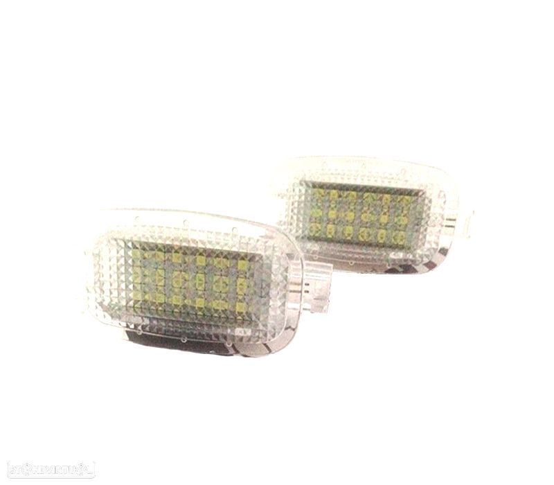 LÂMPADAS LED PARA PÉS E PORTAS SMART FORTWO 08-12 - 1