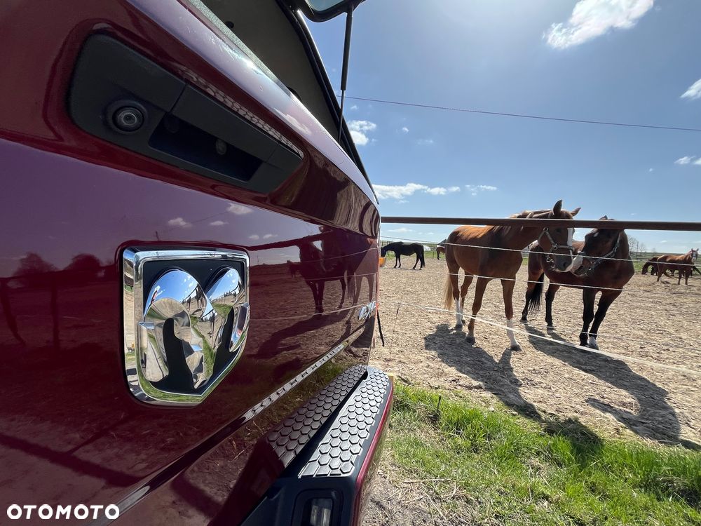 Dodge RAM - 21