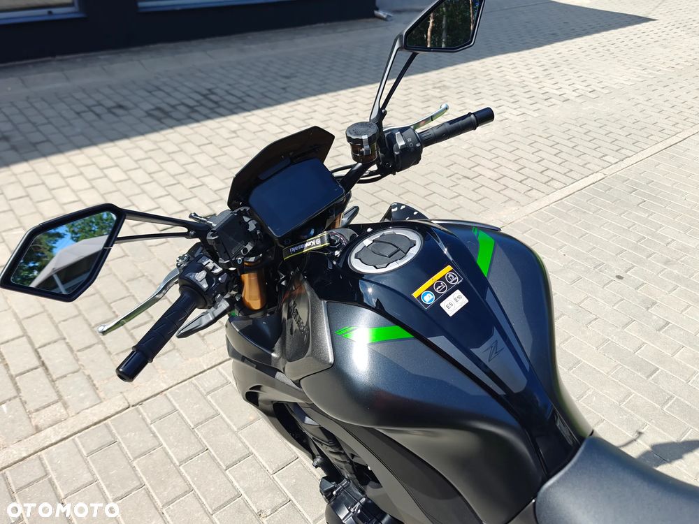 Kawasaki Z - 8