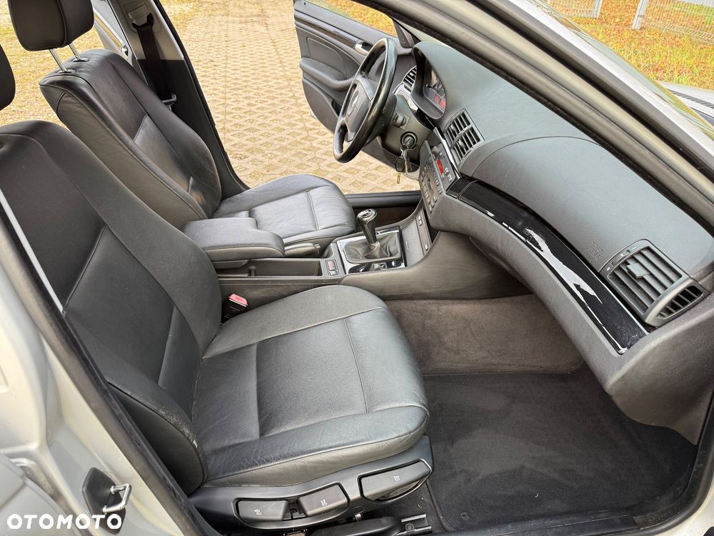 BMW Seria 3 316i - 9