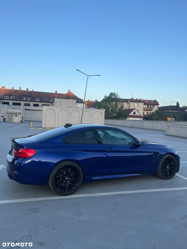 BMW M4 DKG - 22