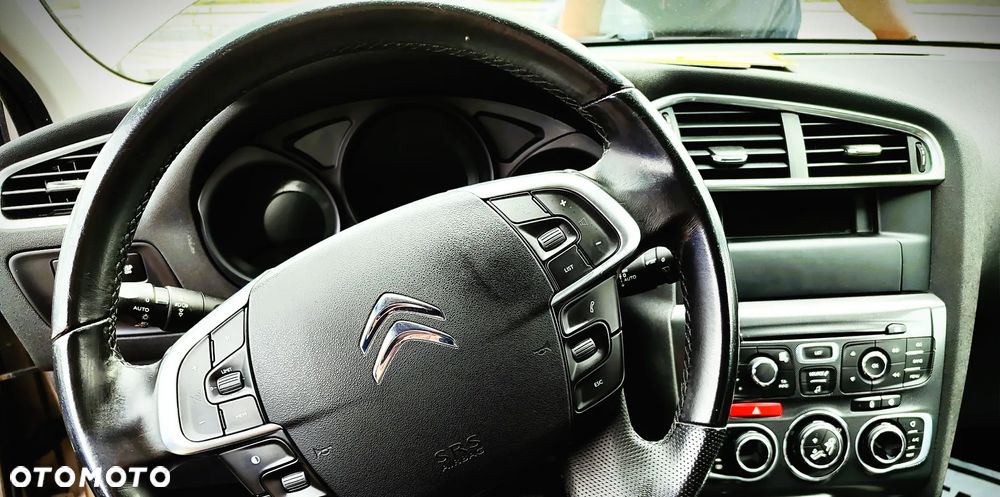Citroën C4 1.6 HDi Exclusive - 5