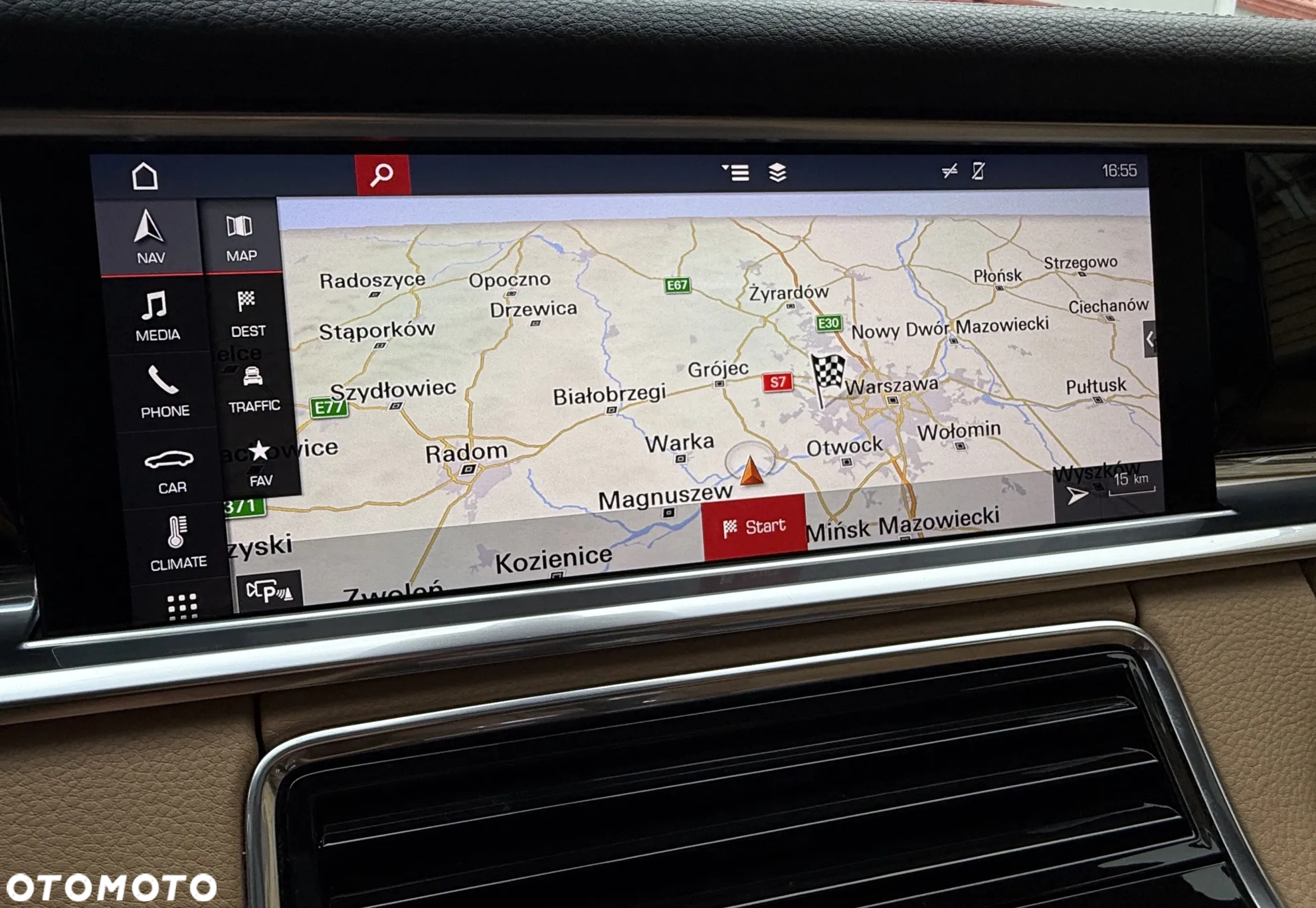 Porsche Panamera 4S Executive - 24