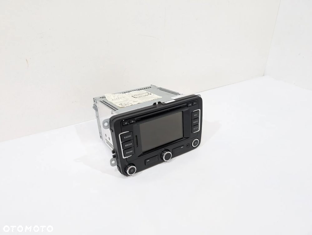 VW PASSAT B7 GOLF VI TOURAN TIGUAN SHARAN RADIO NAWIGACJA CD 3C0035279X - 2