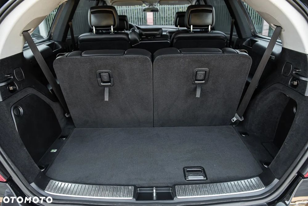 Mercedes-Benz Klasa R 350 CDI L DPF 4Matic 7G-TRONIC - 31