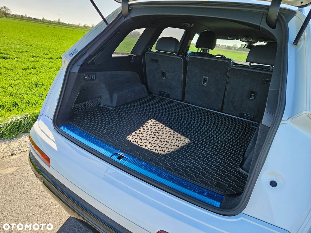 Audi Q7 50 TDI Quattro Tiptronic - 17