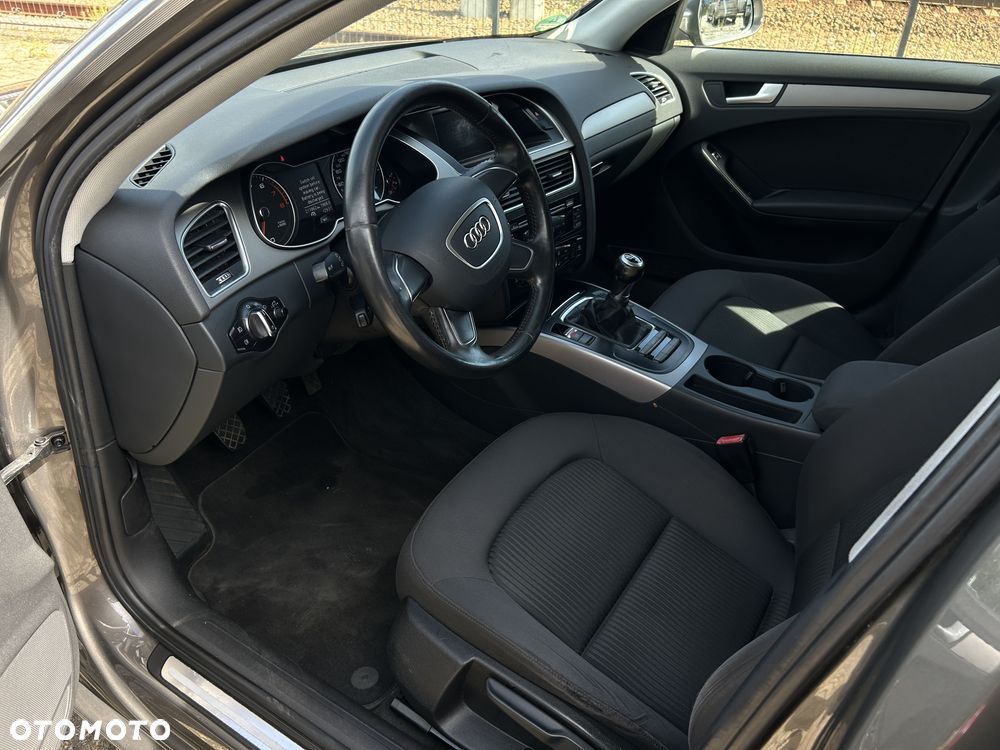 Audi A4 Avant 1.8 TFSI Attraction - 12