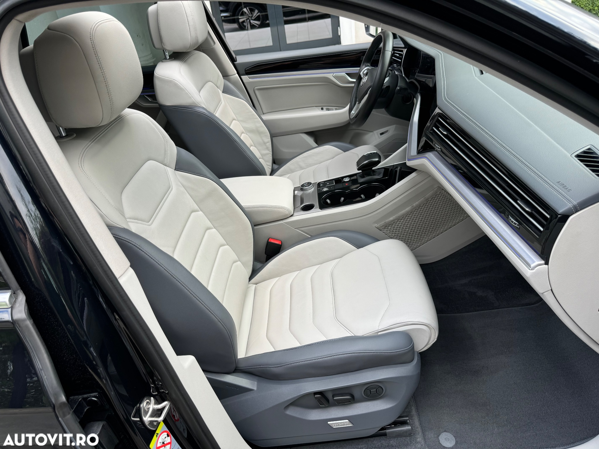 Volkswagen Touareg 3.0 V6 TDI 4Motion DPF Automatik - 21