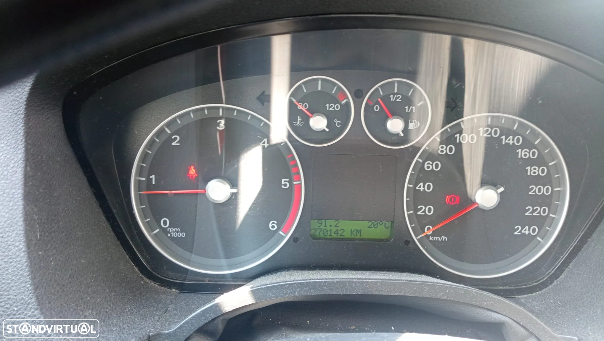 Ford Focus C-Max 1.6 TDCi Ghia - 16