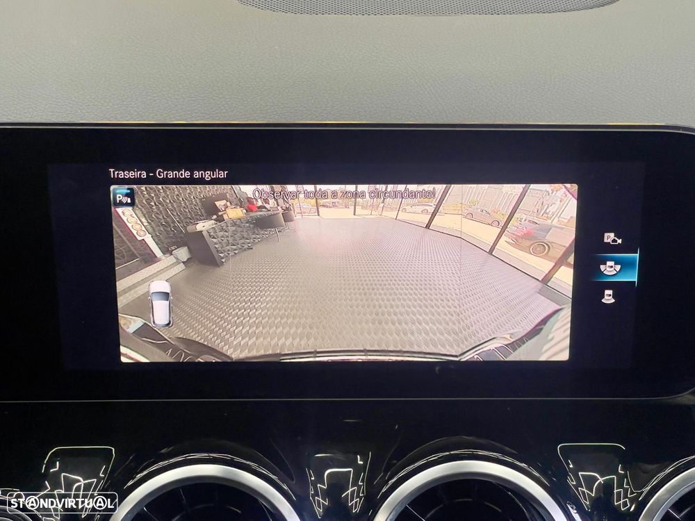 Mercedes-Benz GLA 250 e 8G-DCT - 33