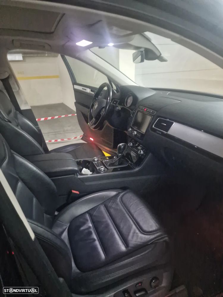 VW Touareg 3.0 TDI V6 Terrain Tech - 6