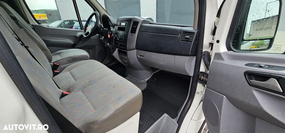 Volkswagen Crafter 2.5TDi - 10
