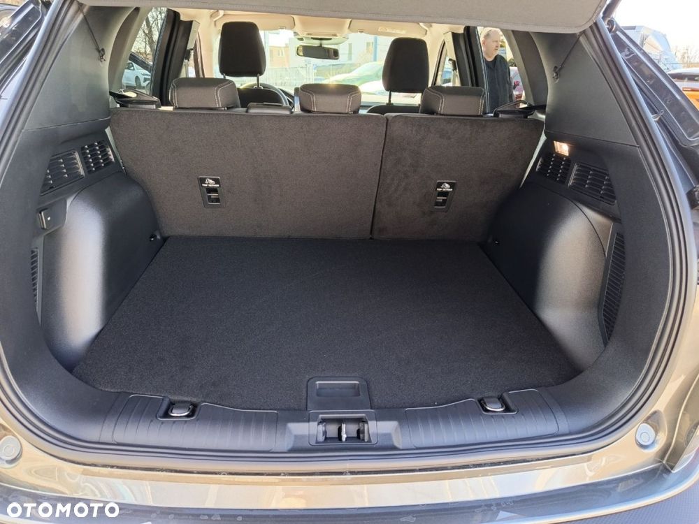 Ford Kuga - 18